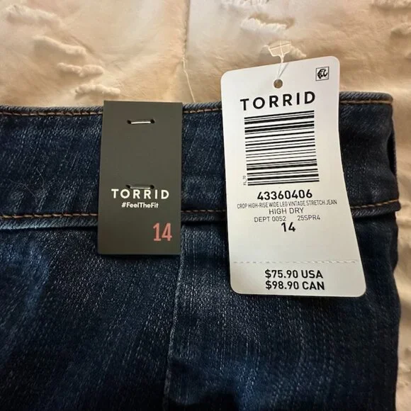 Torrid high-rise wide leg ankle crop Jeans size 14 - Picture 3 of 3